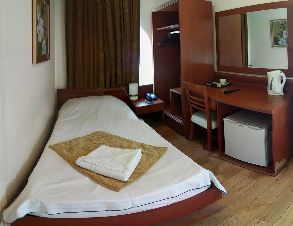 Corner House Hotel London Ruang foto