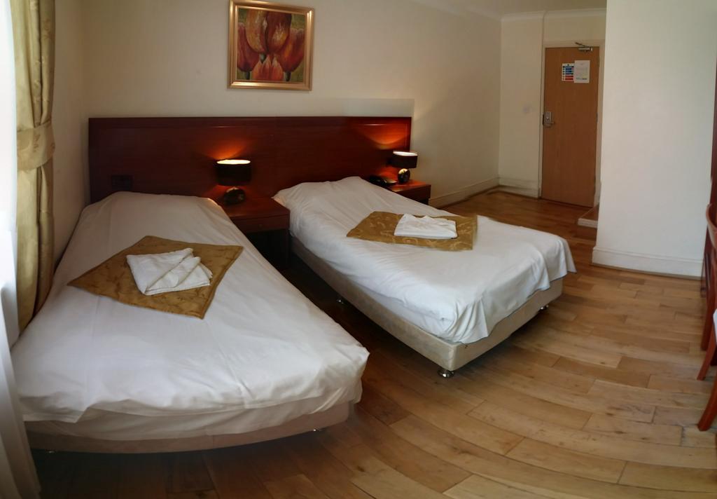 Corner House Hotel London Ruang foto