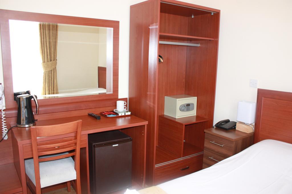 Corner House Hotel London Ruang foto