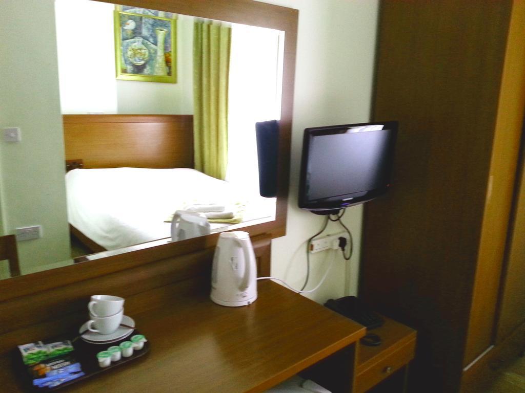 Corner House Hotel London Ruang foto